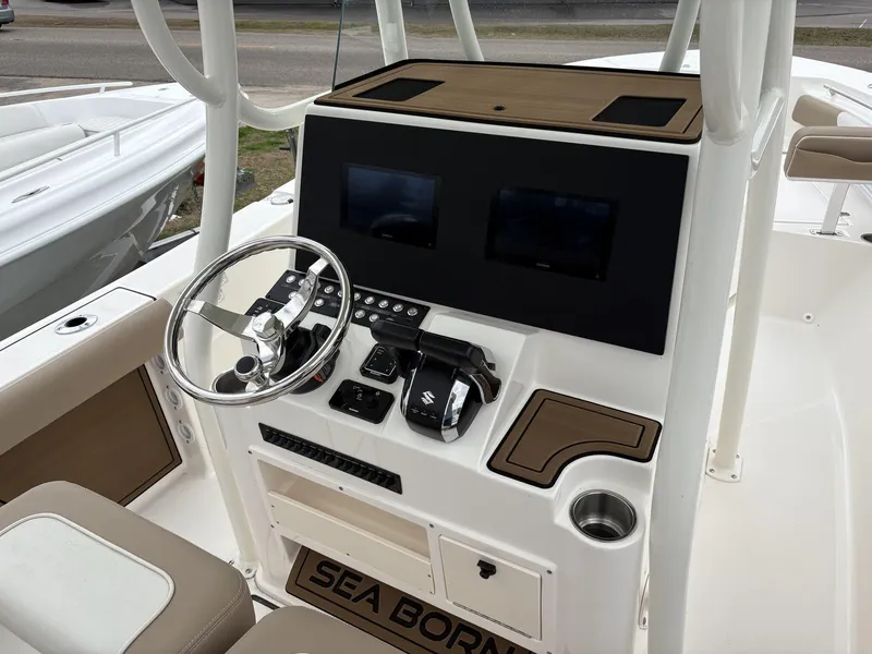 Slide: The Image of Sea Born LX LX24 2025 - 17