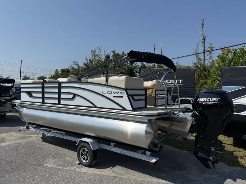 Slide: The Image of Lowe SS 210 2025 - 2