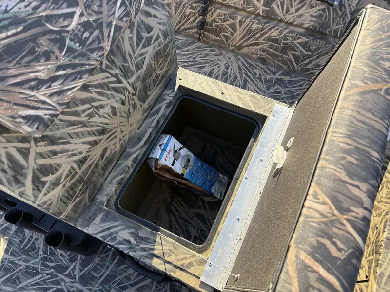 Slide: The Image of Lund 1870 Predator CC 2024 - 12