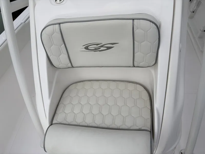 Slide: The Image of Glasstream 240ccx 2024 - 15