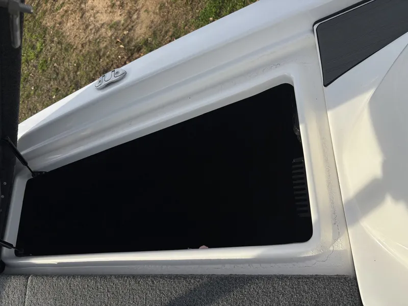 Slide: The Image of Falcon Boats 18 Freedom 2025 - 27