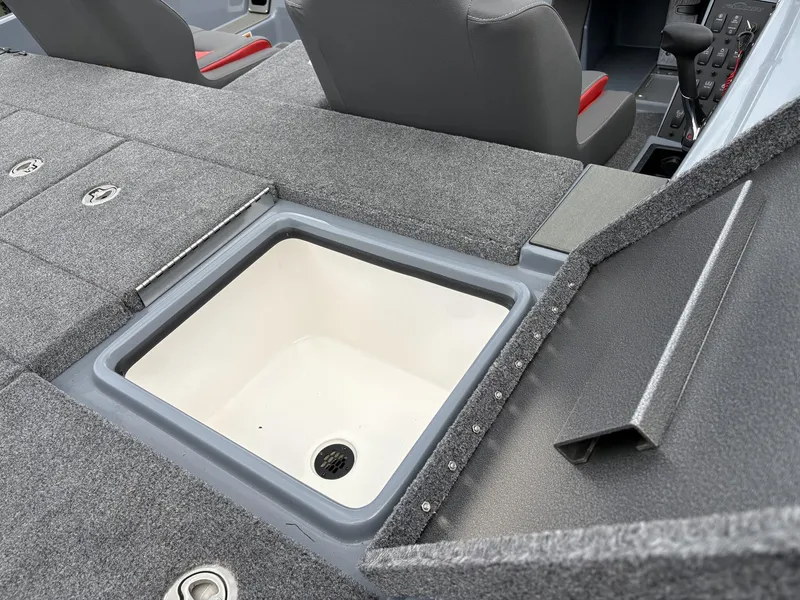 Slide: The Image of Falcon F205 2025 - 3