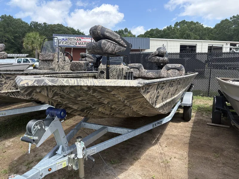 Slide: The Image of Lund 1760 Predator SS 2024 - 8