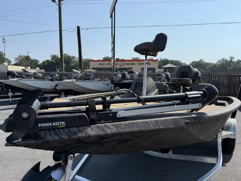 Slide: The Image of Xpress Hyper-Lift Bass Series H17 2026 - 3