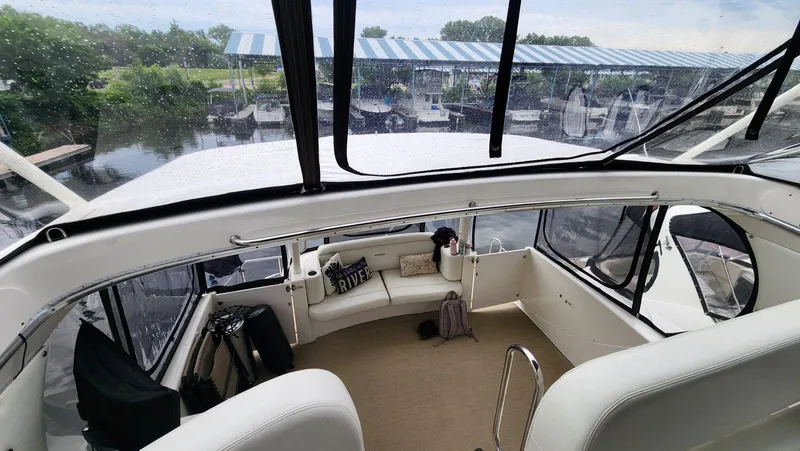 Slide: The Image of Silverton 39 Motor Yacht 2004 - 14