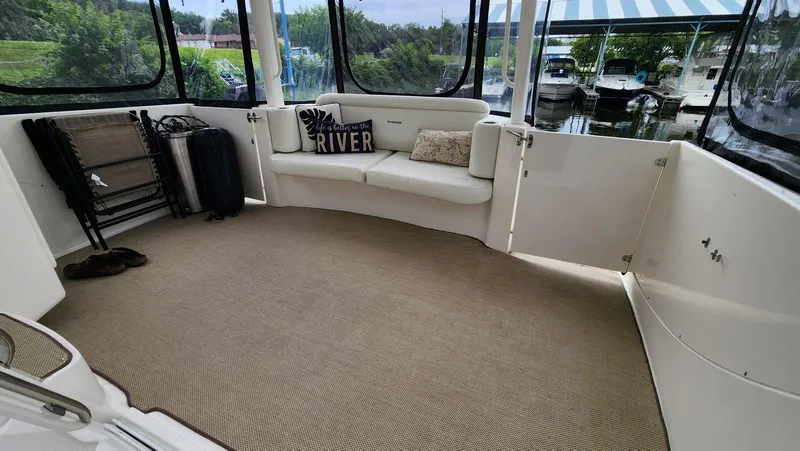 Slide: The Image of Silverton 39 Motor Yacht 2004 - 16