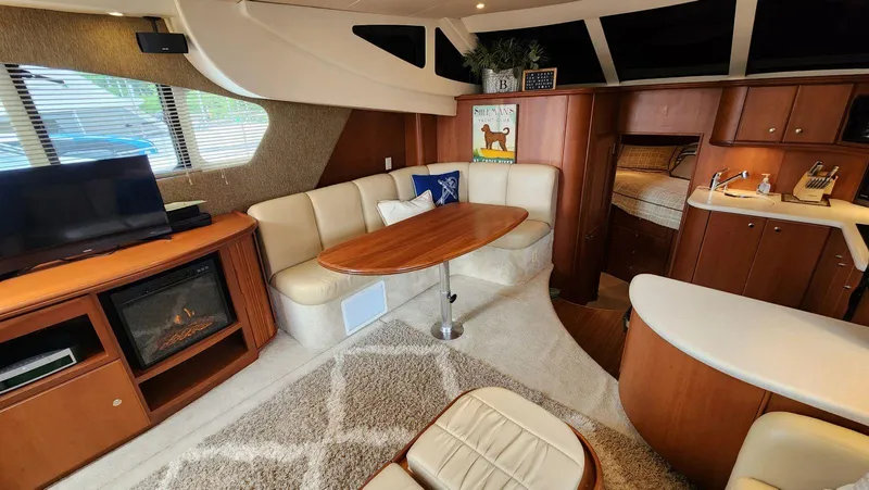 Slide: The Image of Silverton 39 Motor Yacht 2004 - 19