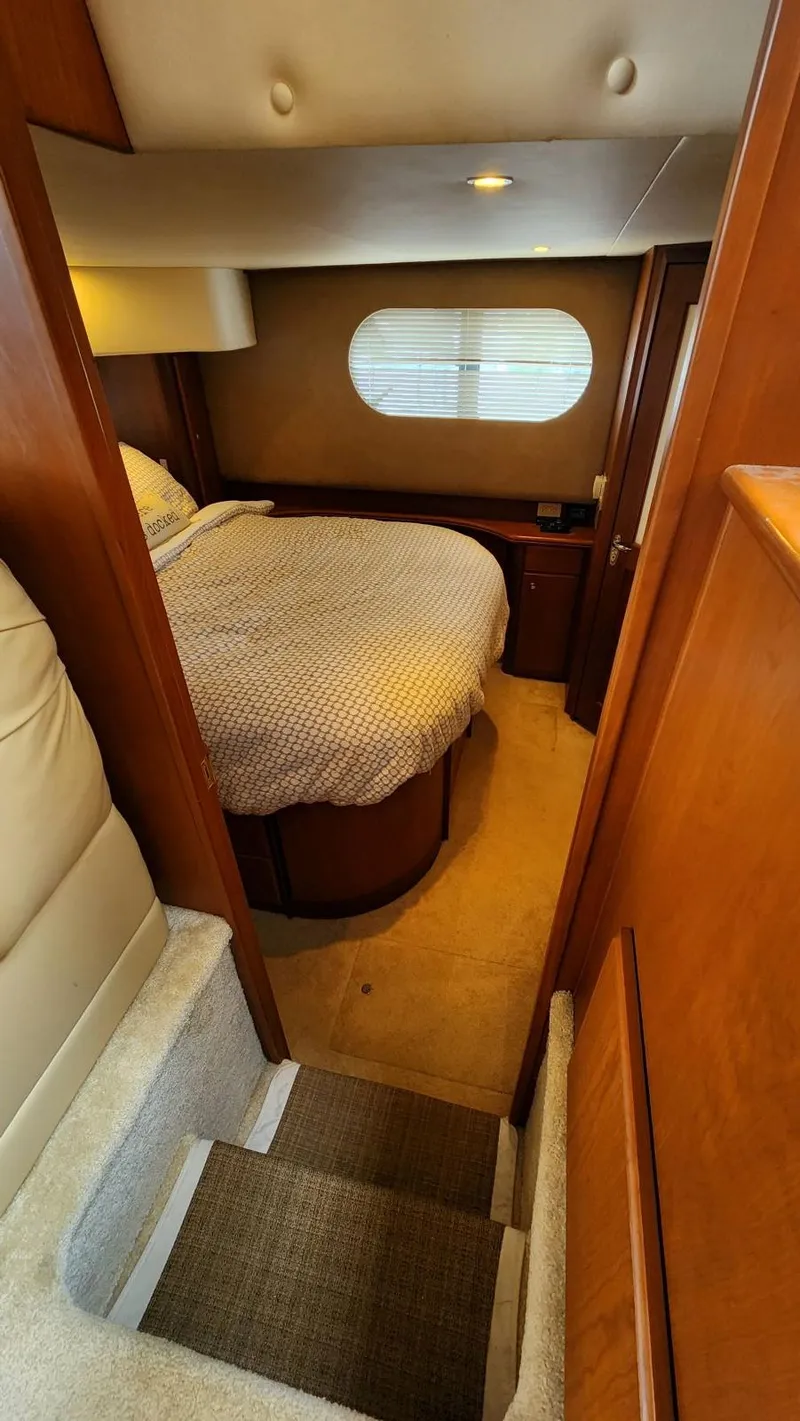 Slide: The Image of Silverton 39 Motor Yacht 2004 - 26