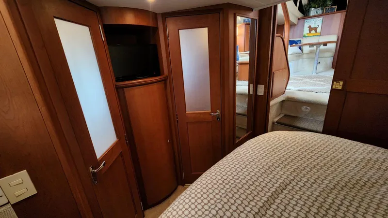 Slide: The Image of Silverton 39 Motor Yacht 2004 - 30