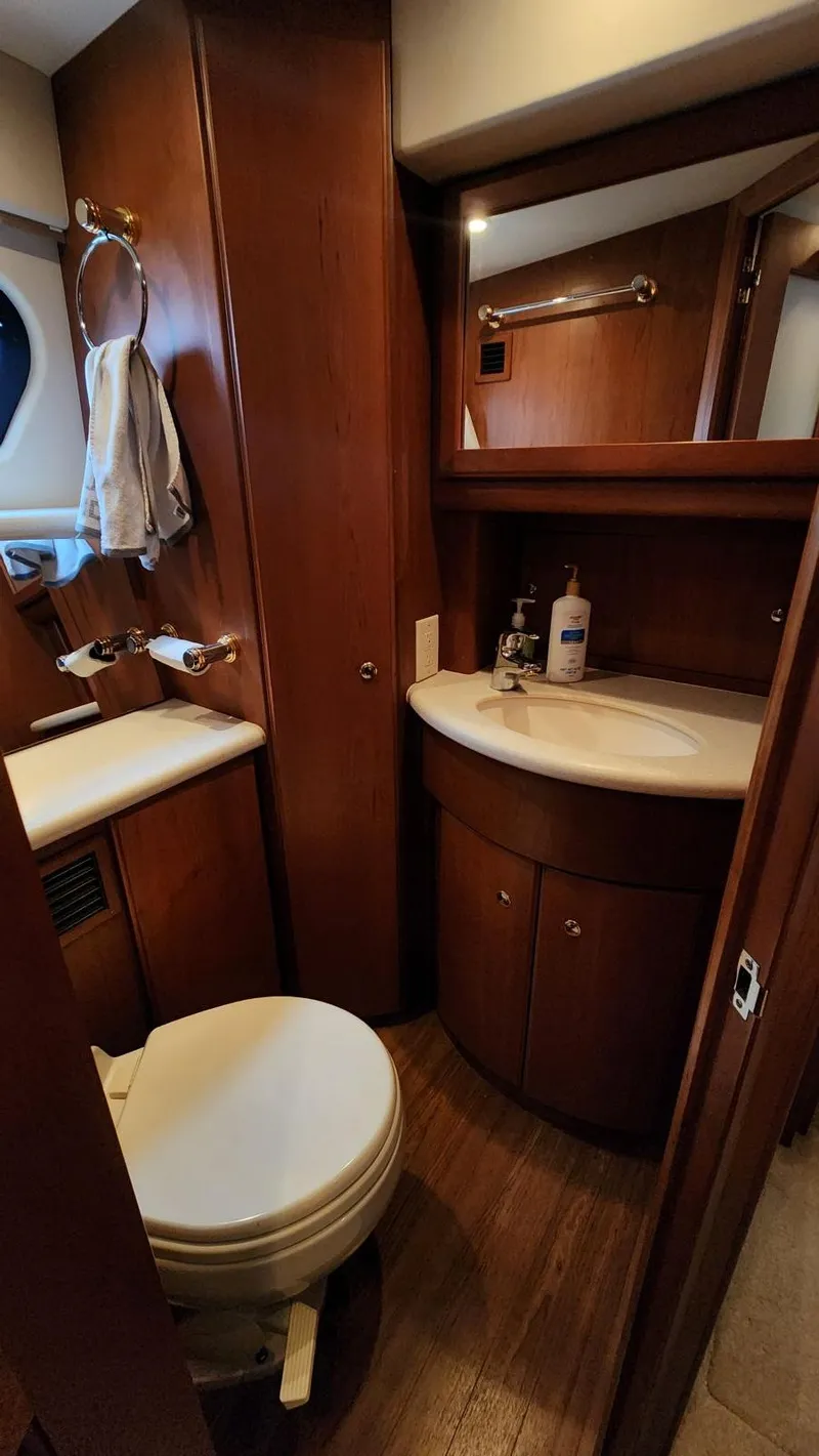 Slide: The Image of Silverton 39 Motor Yacht 2004 - 33