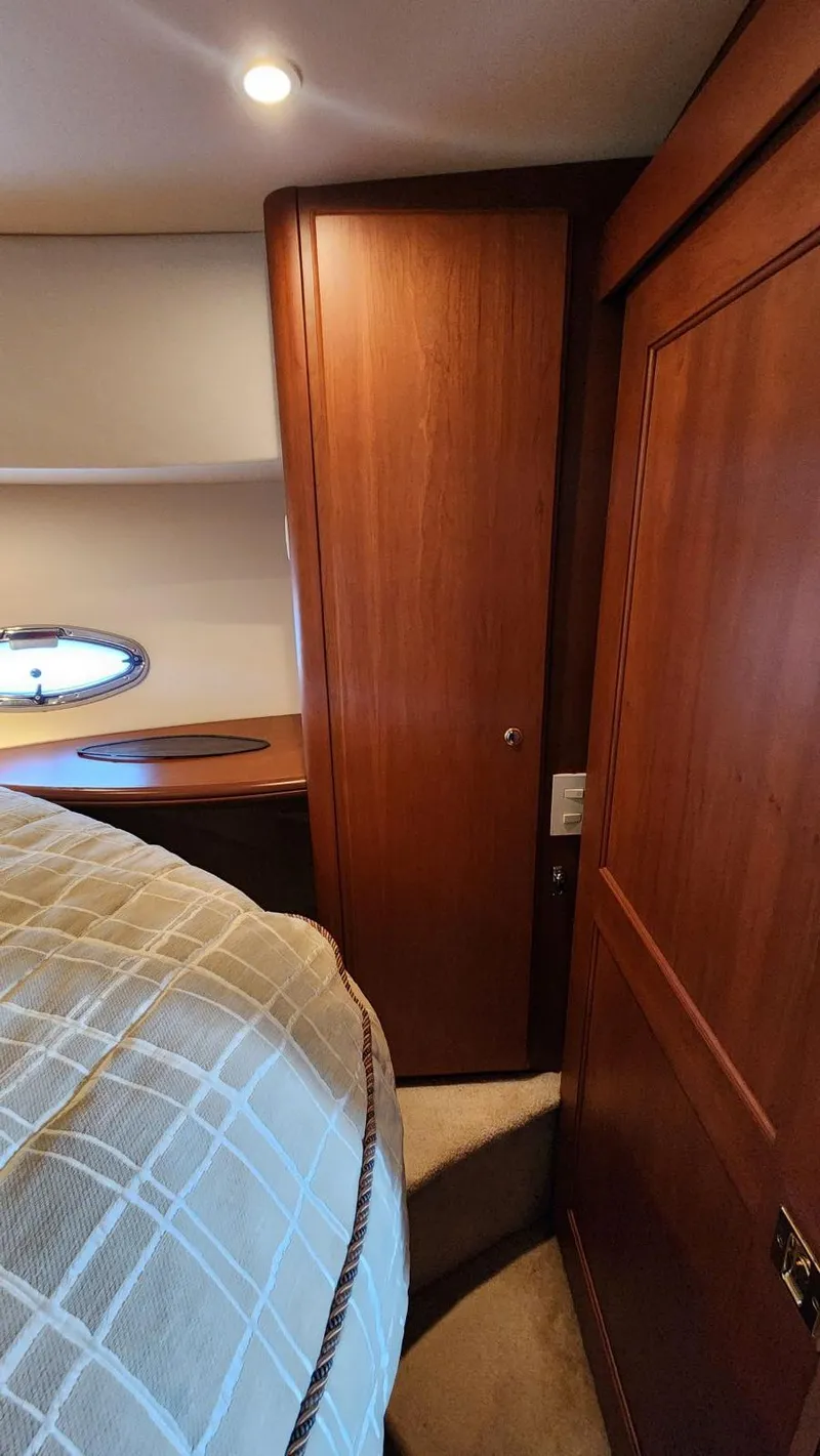 Slide: The Image of Silverton 39 Motor Yacht 2004 - 35