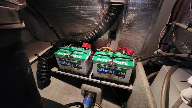 Slide: The Image of Silverton 39 Motor Yacht 2004 - 44