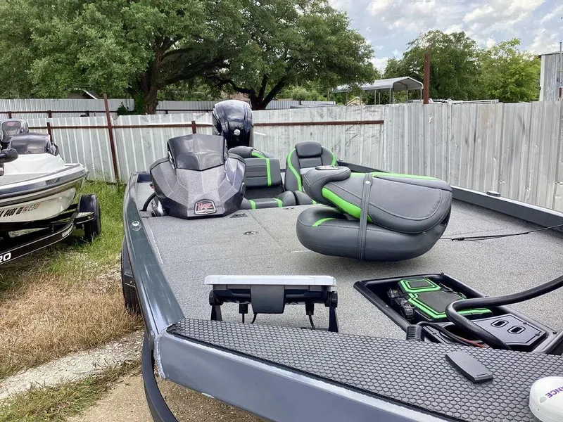 Slide: The Image of Ranger RT188 2023 - 13