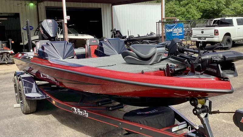 Slide: The Image of Bass Cat Lynx STS 2026 - 11