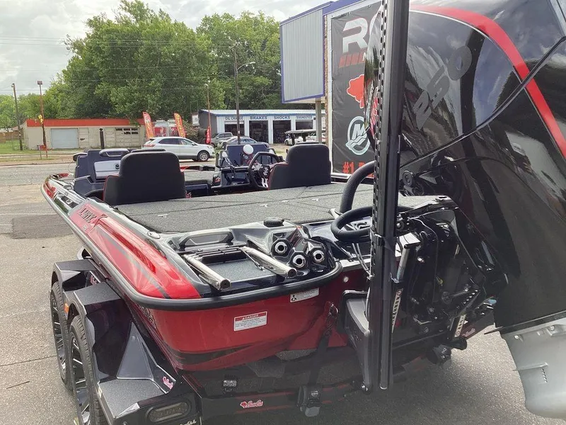 Slide: The Image of Bass Cat Lynx STS 2026 - 17