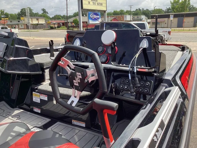 Slide: The Image of Bass Cat Lynx STS 2026 - 20