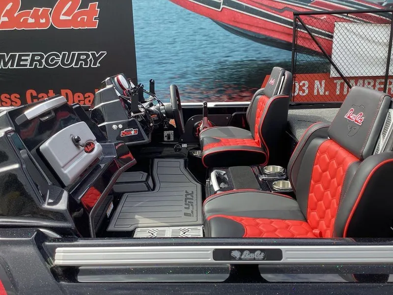 Slide: The Image of Bass Cat Lynx STS 2026 - 31