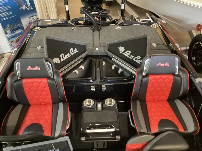 Slide: The Image of Bass Cat Lynx STS 2026 - 43