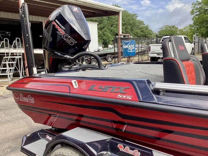 Slide: The Image of Bass Cat Lynx STS 2026 - 9