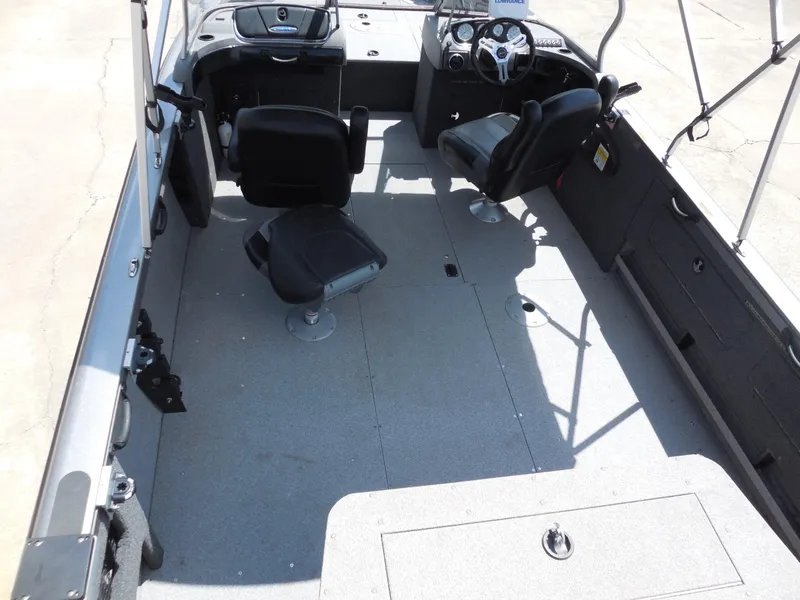 Slide: The Image of Crestliner 2050 Authority 2019 - 7