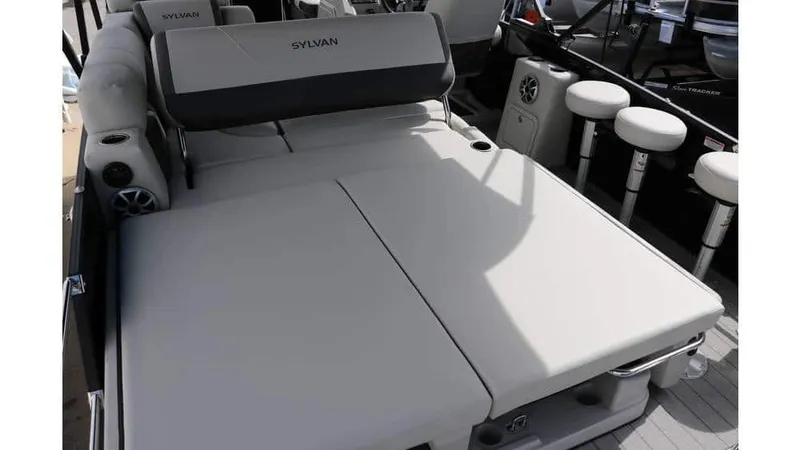 Slide: The Image of Sylvan Mirage X3 DLZ Bar Tri Toon 2025 - 32