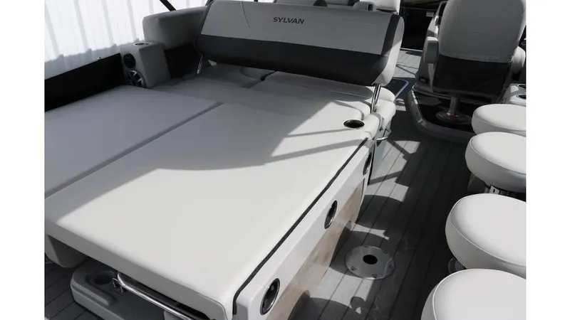 Slide: The Image of Sylvan Mirage X3 DLZ Bar Tri Toon 2025 - 34