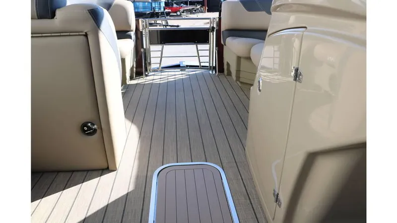 Slide: The Image of Sylvan L3 RLZ Tri Toon 2026 - 37