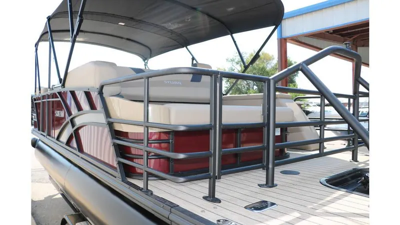 Slide: The Image of Sylvan L3 CLZ DH Tri Toon 2025 - 5