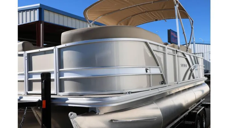 Slide: The Image of Sylvan Mirage 822 Party Fish Tri Toon 2024 - 13