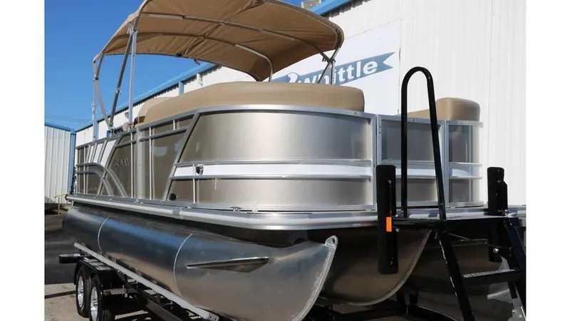 Slide: The Image of Sylvan Mirage 822 Party Fish Tri Toon 2024 - 17