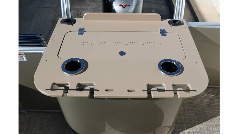 Slide: The Image of Sylvan Mirage 822 Party Fish Tri Toon 2024 - 23