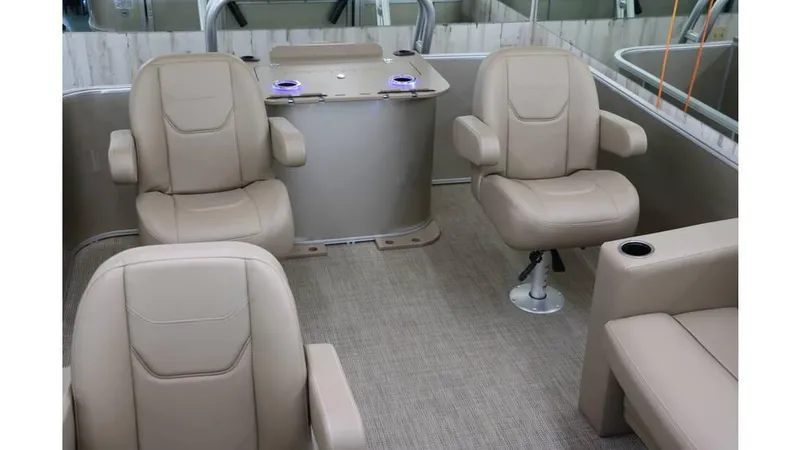 Slide: The Image of Sylvan Mirage 822 Party Fish Tri Toon 2024 - 4