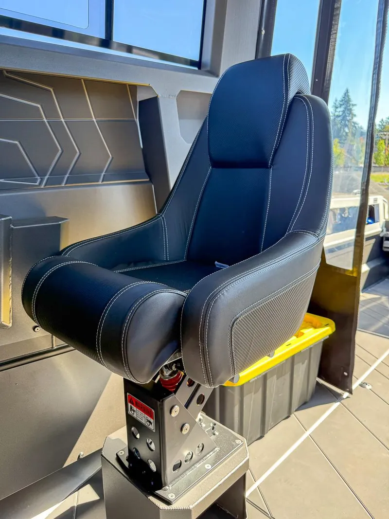 Slide: The Image of Stabi-Craft 2350 Ultra Centrecab 2026 - 17