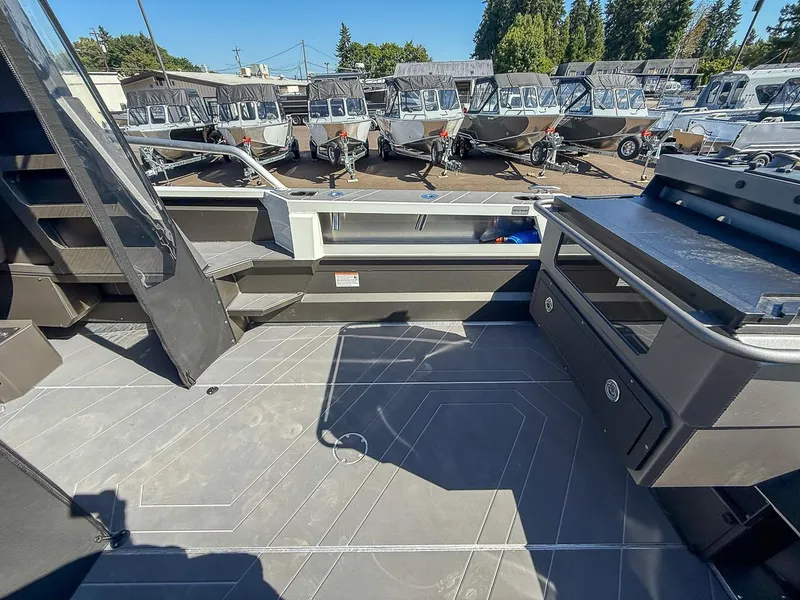 Slide: The Image of Stabi-Craft 2350 Ultra Centrecab 2026 - 21