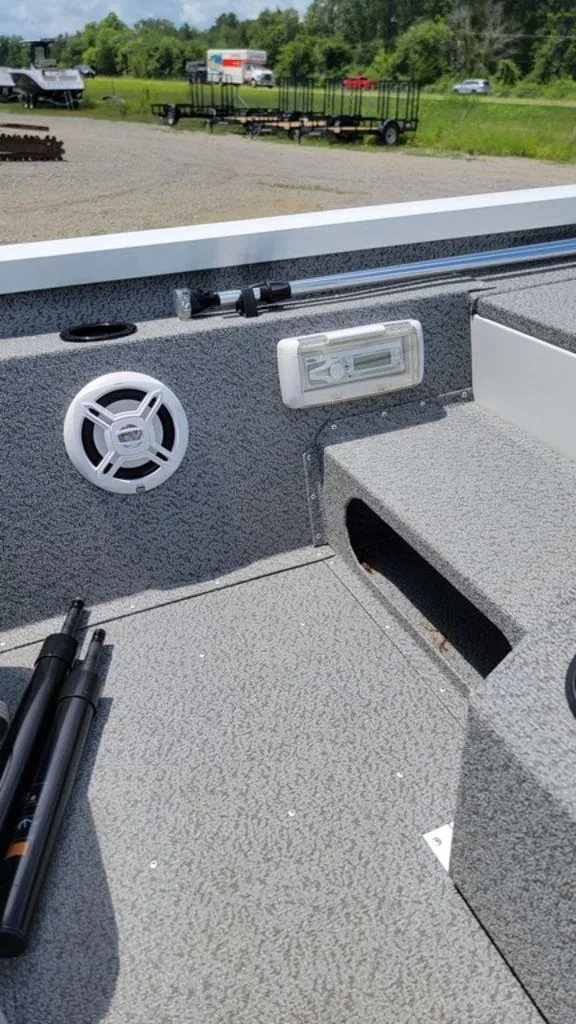 Slide: The Image of G3 Sportsman 1710 2023 - 7