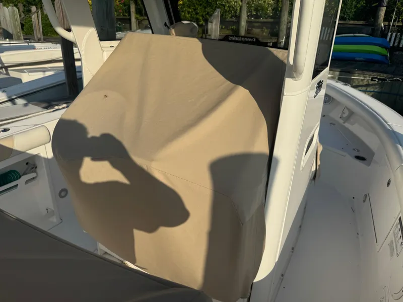 Slide: The Image of Everglades 255 Center Console 2016 - 20