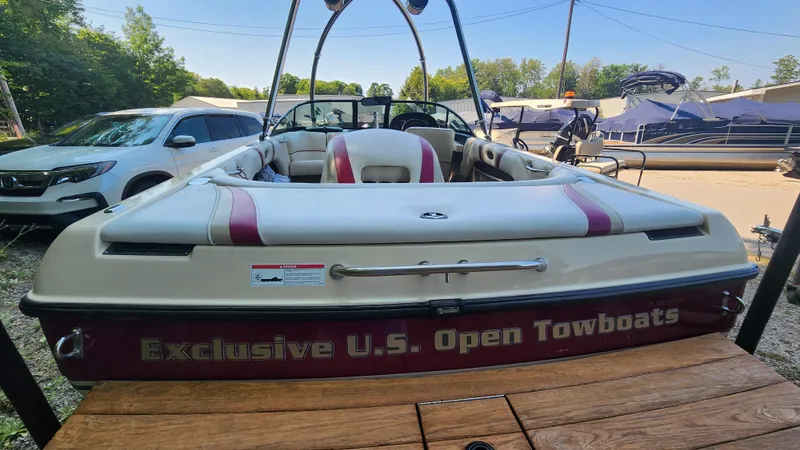 Slide: The Image of Malibu Response 2000 - 7