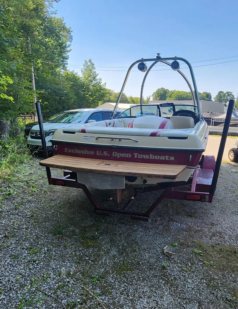 Slide: The Image of Malibu Response 2000 - 8