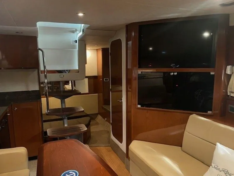 Slide: The Image of Sea Ray 350 Sundancer 2013 - 16