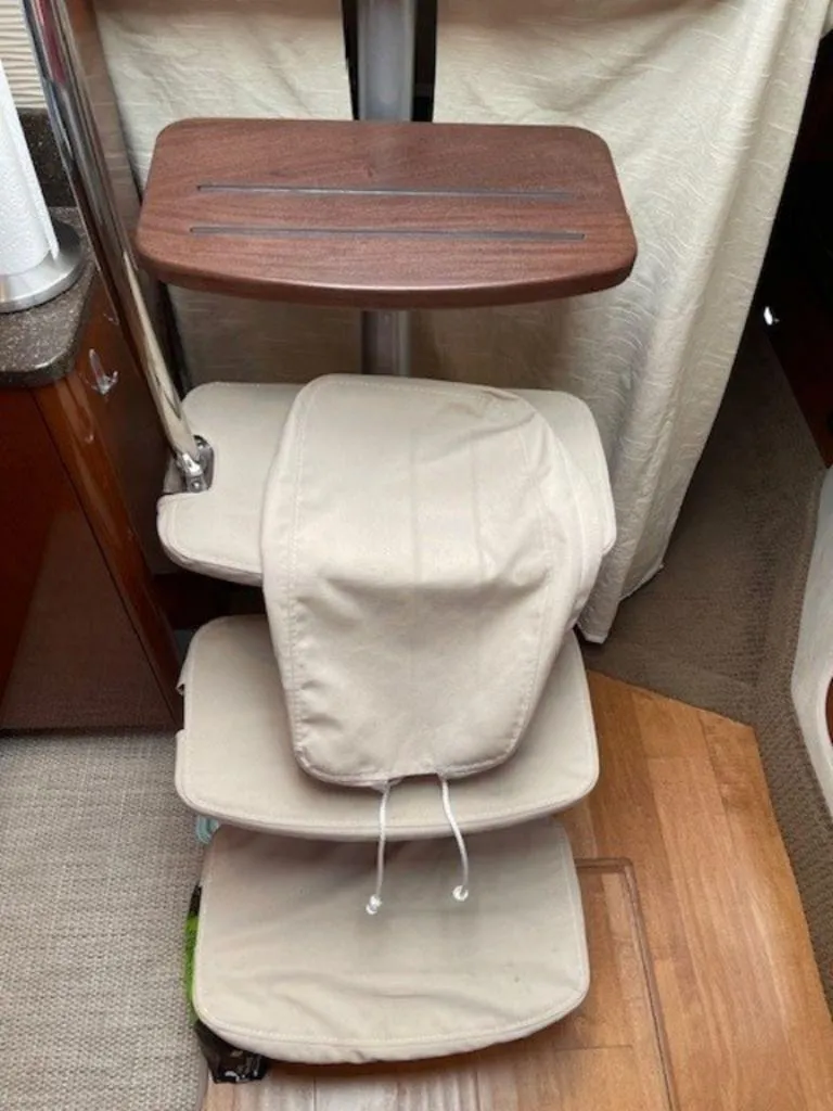 Slide: The Image of Sea Ray 350 Sundancer 2013 - 2