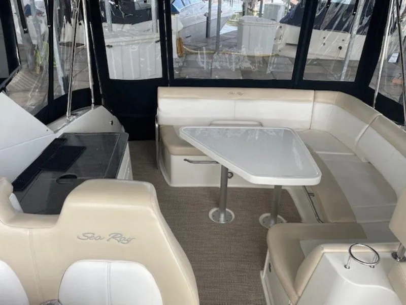 Slide: The Image of Sea Ray 350 Sundancer 2013 - 4