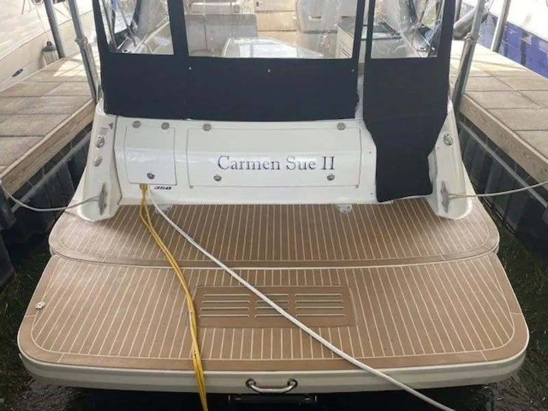 Slide: The Image of Sea Ray 350 Sundancer 2013 - 6