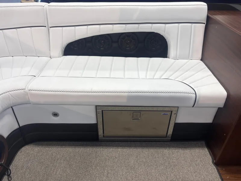 Slide: The Image of Stancraft 340 Sleek 2022 - 10