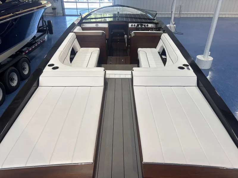 Slide: The Image of Stancraft 340 Sleek 2022 - 8