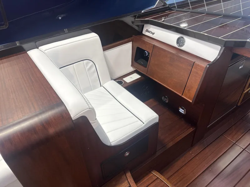 Slide: The Image of Stancraft Sleek 340 2022 - 12