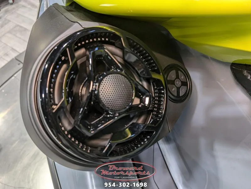 Slide: The Image of Sea-Doo RXP-X 325 2025 - 16