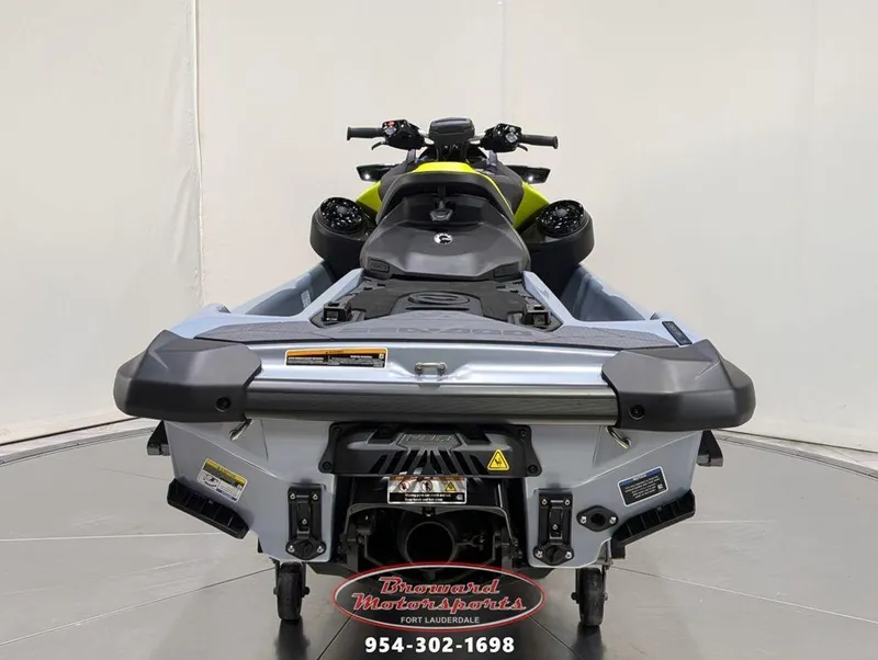 Slide: The Image of Sea-Doo RXP-X 325 2025 - 6