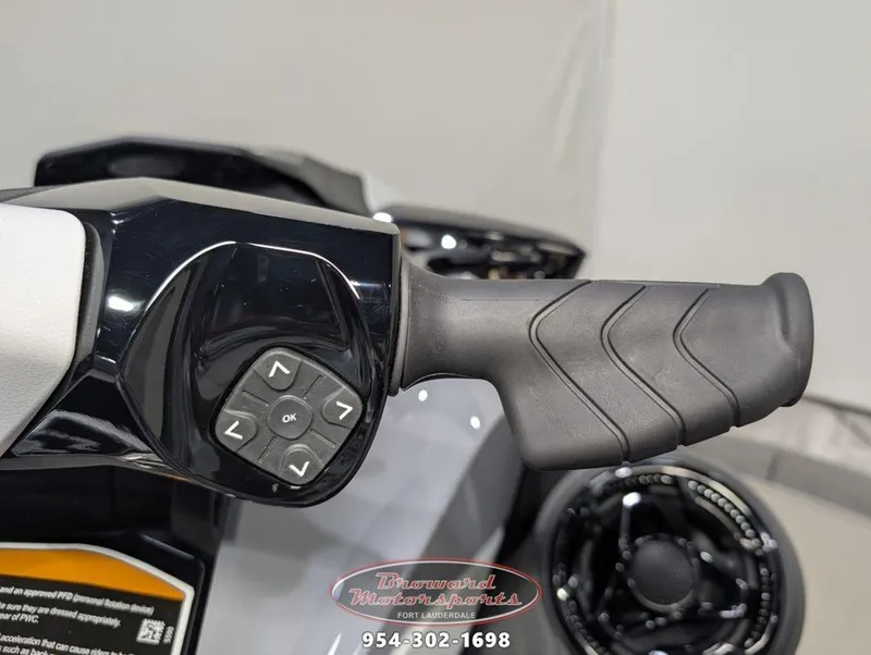 Slide: The Image of Sea-Doo GTI SE 130 2025 - 22