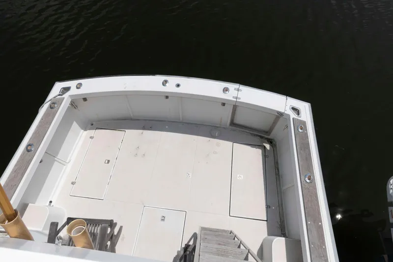 Slide: The Image of 1986 Shannon Brendan 32 boat deck, spacious and clean, overlooking calm water. - 9