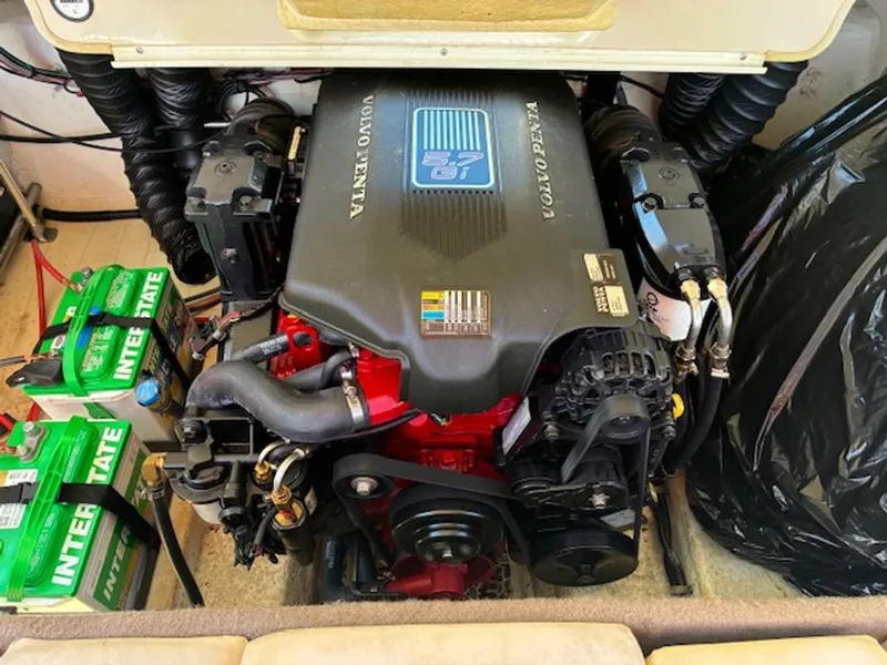 Slide: The Image of Glastron GX 235 2004 - 18